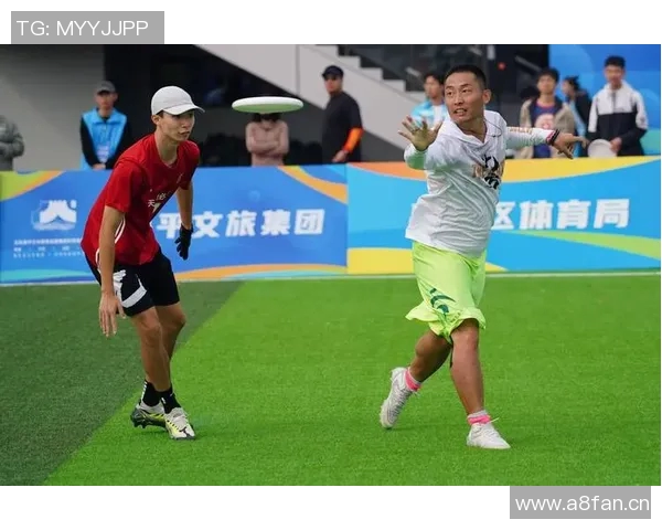 杨磊独家分享飞盘技巧与心得体会助你提升飞盘水平